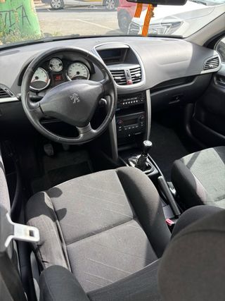 Peugeot 207 2007