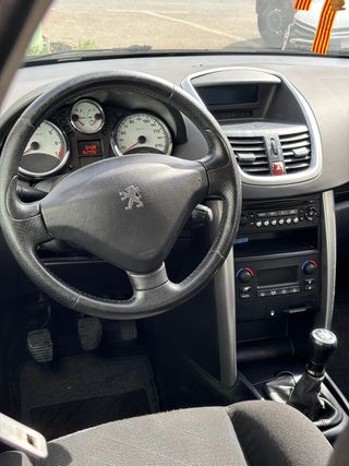 Peugeot 207 2007