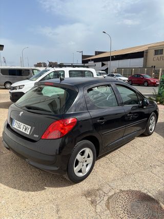 Peugeot 207 2007