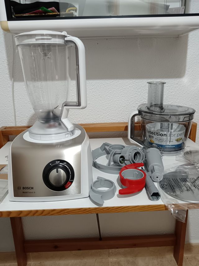 Robot de cocina y batidora