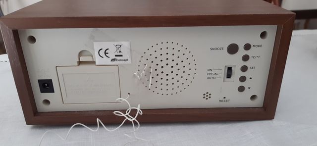 Radio Vintage Beige/Marrón