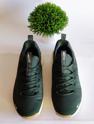 T39 - W Nike Free Metcon 6 - vintage green