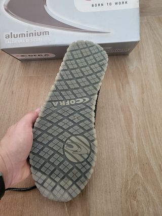 Zapatos seguridad Cofra T40 aluminio