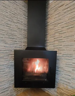 Chimenea de leña Rocal D4 80 Diseño Frontal/Rincon