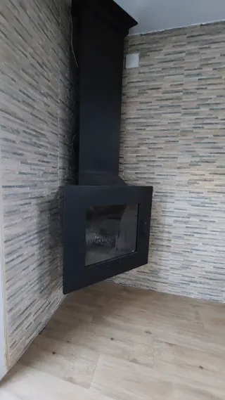 Chimenea de leña Rocal D4 80 Diseño Frontal/Rincon