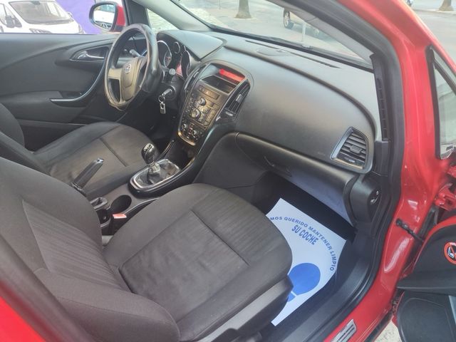 Opel Astra 2010