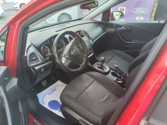 Opel Astra 2010