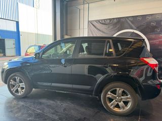 Toyota Rav4 2.2 D-D-CAT Execut.Cross Sp.Autodr.S 4x4