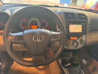Toyota Rav4 2.2 D-D-CAT Execut.Cross Sp.Autodr.S 4x4