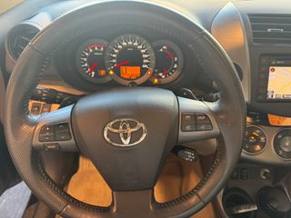 Toyota Rav4 2.2 D-D-CAT Execut.Cross Sp.Autodr.S 4x4