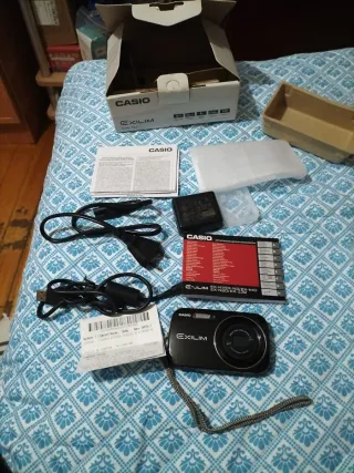 Cámara Casio Exilim EX-N1 Negra