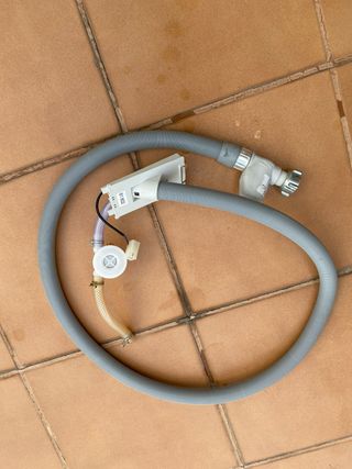 Cable Aqua Stop Lavavajillas con caudalimetro