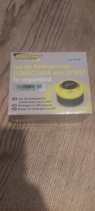 Luz de Emergencia V16 con localización GPS