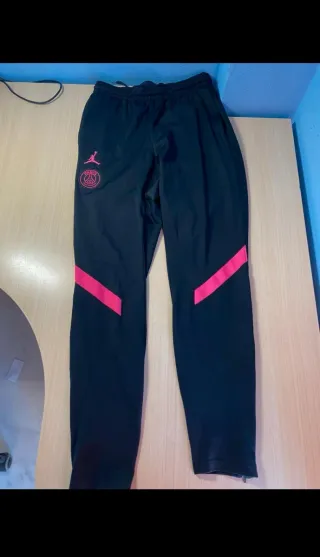 Chandal Jordan PSG 
