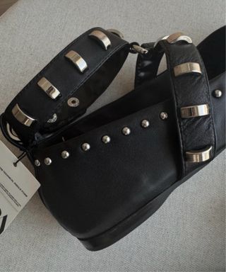Bailarinas de Piel con Tachas y Pulsera de Zara