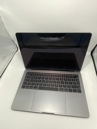 MacBook Pro 13 2017 Intel Core i5 8GB RAM 256 SSD