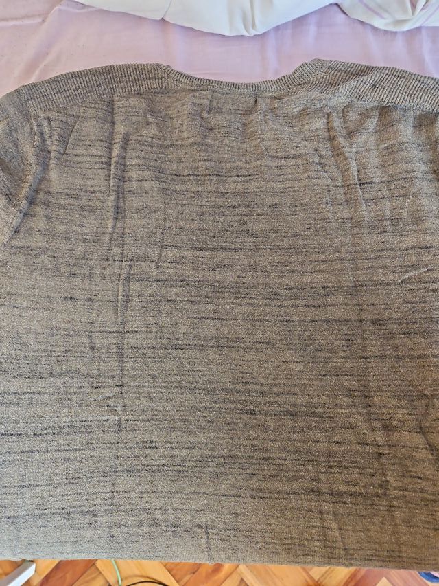 Jersey Bershka verde