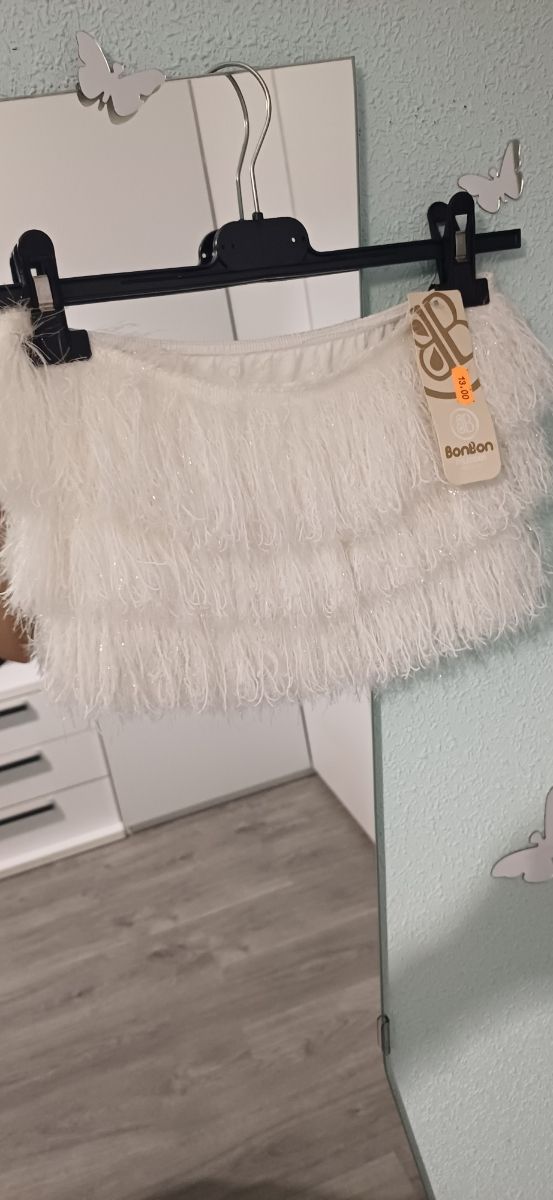 Top blanco con brillo