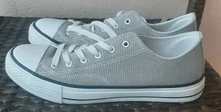Zapatillas grises estilo Converse T42