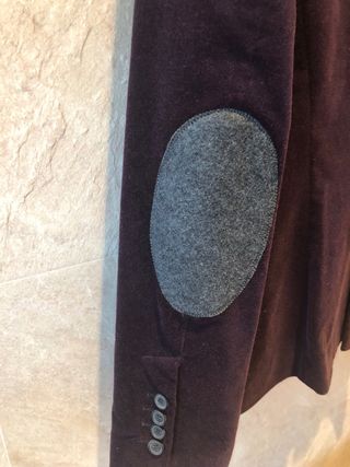 Americana Zara Terciopelo Morado Coderas