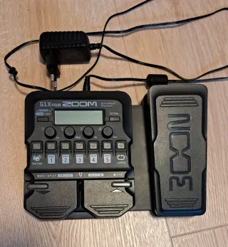 Pedalera Zoom G1 X FOUR