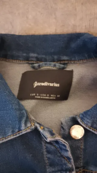 Chaqueta vaquera Stradivarius Talla S