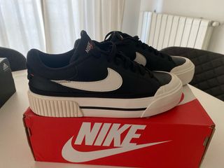 Zapatillas Nike Mujer Talla 38 Negras y Blancas