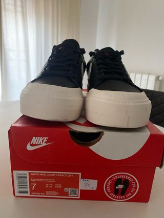 Zapatillas Nike Mujer Talla 38 Negras y Blancas