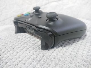 Mando Xbox One Negro