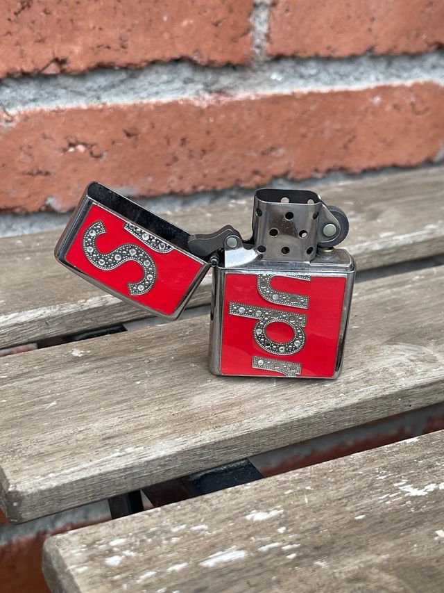 Dos Mecheros Zippo