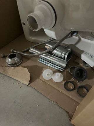 Lavabos de obra blancos con grifo