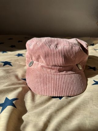 Gorra de pana rosa
