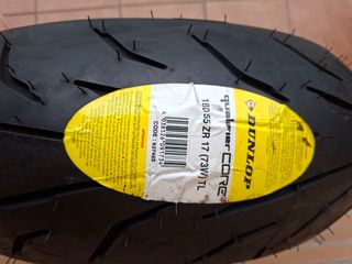 Neumático Dunlop Qualifier Core 180-55 ZR 17 (73W)