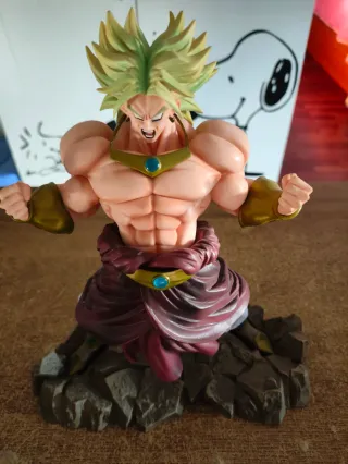 Figura Broly Dragon Ball Z