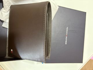 Cartera Tommy Hilfiger Marrón