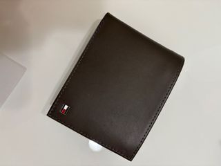 Cartera Tommy Hilfiger Marrón