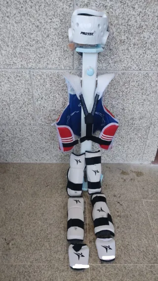 Equipación protección Taekwondo infantil