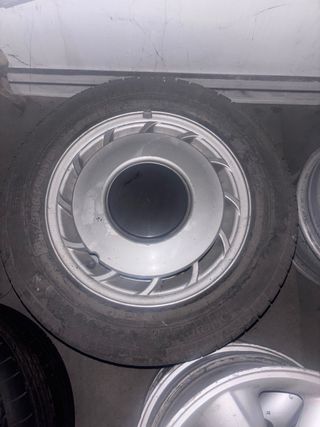 Llantas Renault P4000 Pirelli
