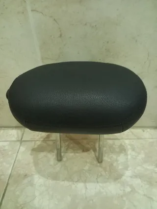 Reposacabezas Mercedes C220 cdi Negro