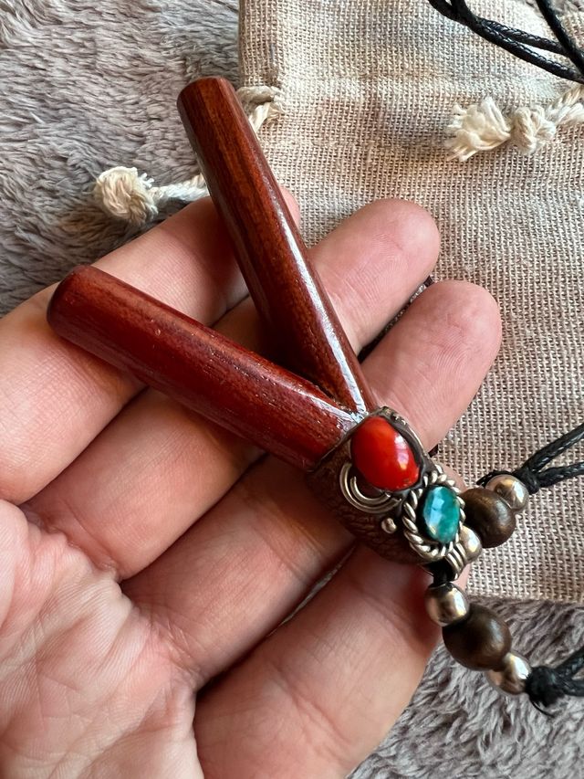 Kuripe palosangre con turquesa y caapi