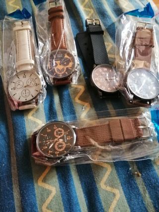 Lote de relojes de pulso sin pila
Son 10
