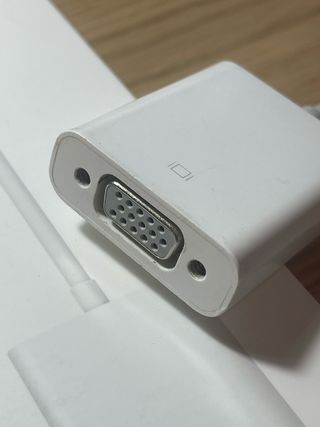 Adaptador Mini DisplayPort a VGA Apple