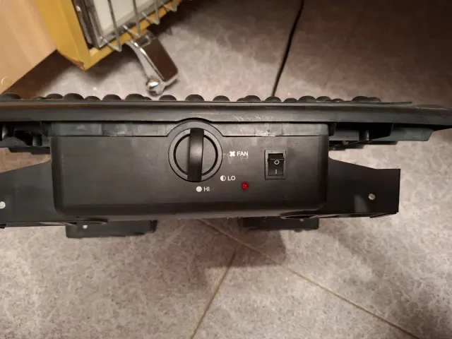 Calefactor Pies Fellowes Negro