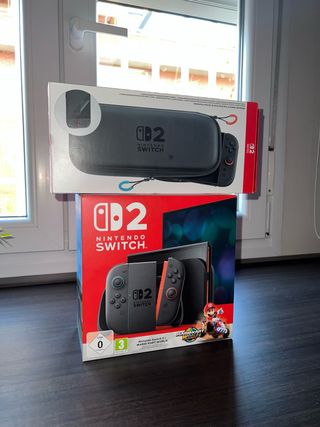 Nintendo Switch 2 + Funda oficial 
