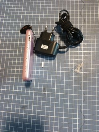 Telefono cellulare LG GT400 rosa