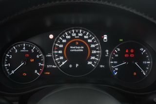 Mazda 3 2.0 Zenith MHEV