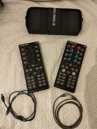 2 Kontrol X1 Traktor