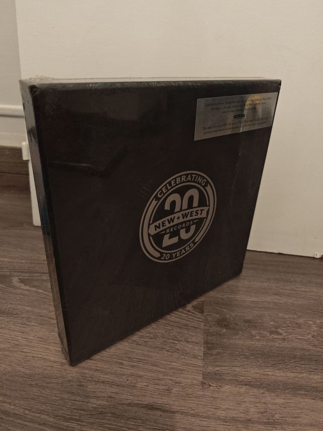 LP 6 per il 20° anniversario della New West Records