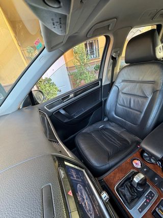 Volkswagen Touareg 2012