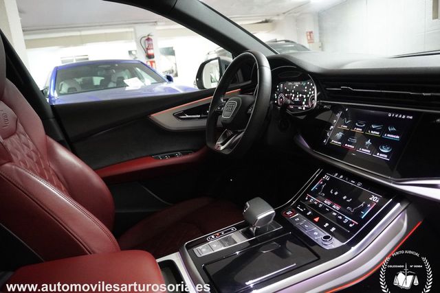 Audi SQ8 2021